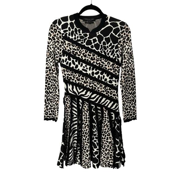 Shanghai Tang Black White Tan Mixed Animal Print Long Sleeve Dress Womens Small - Picture 1 of 6